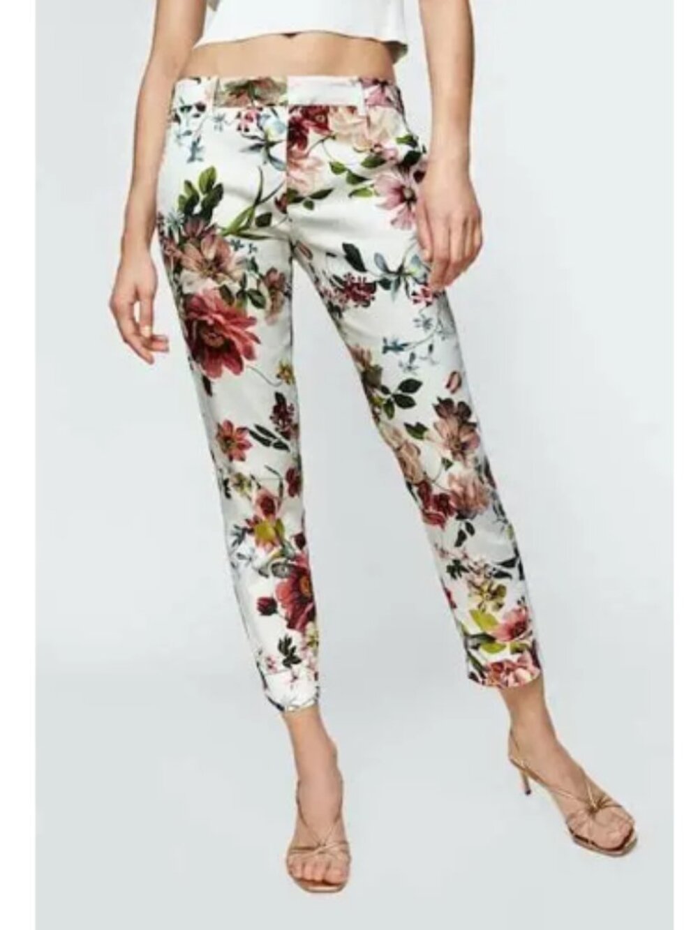 NWT Zara White Slim Chino with Pink & Green Floral Print US Sz 4